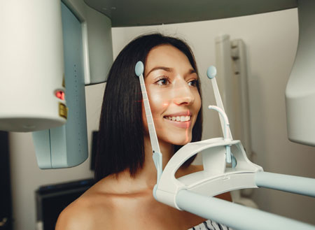 Teeth cleaning and tartar removal package with a panoramic ray of the jaws at \
