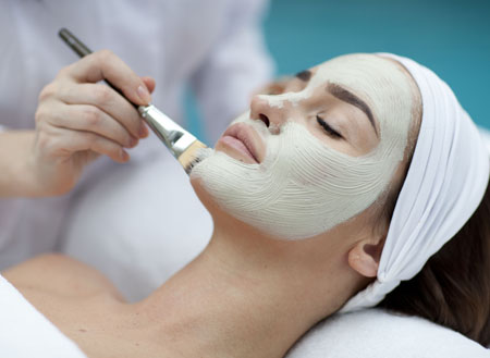 Skin cleaning and blackhead removal package at \